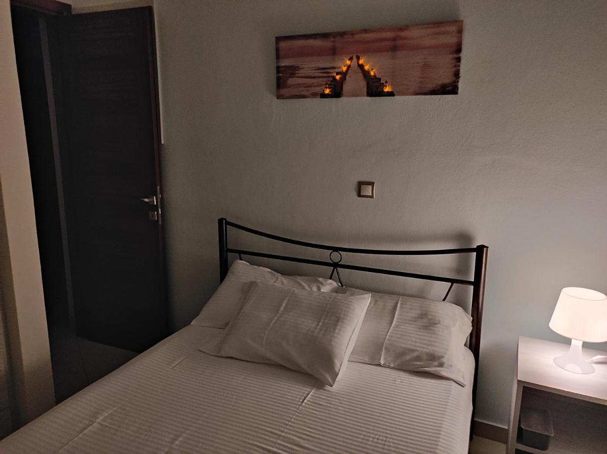 Eleni-Areti Appartement Pefkochori Buitenkant foto